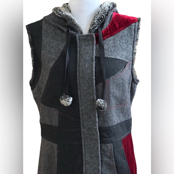CoVelo Art To Wear Boiled Wool + Fur Mid Length Dark Gray Hoodie Vest Medium - Picture 2 of 12
